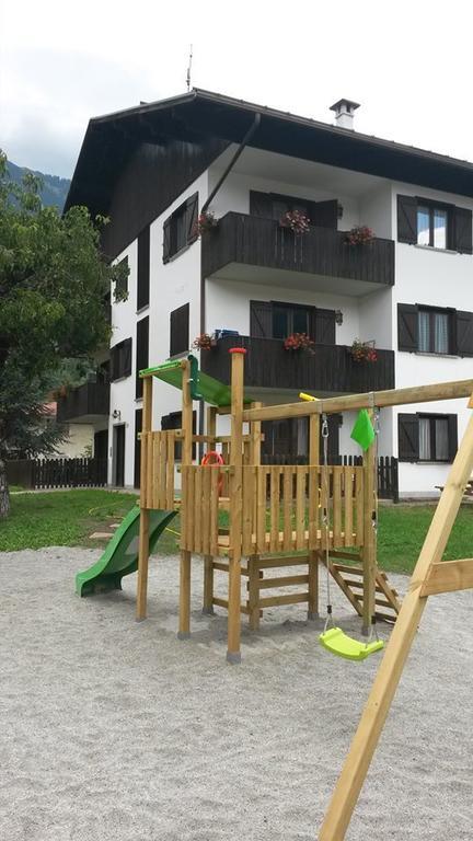 Care Alto Apartman Carisolo Kültér fotó