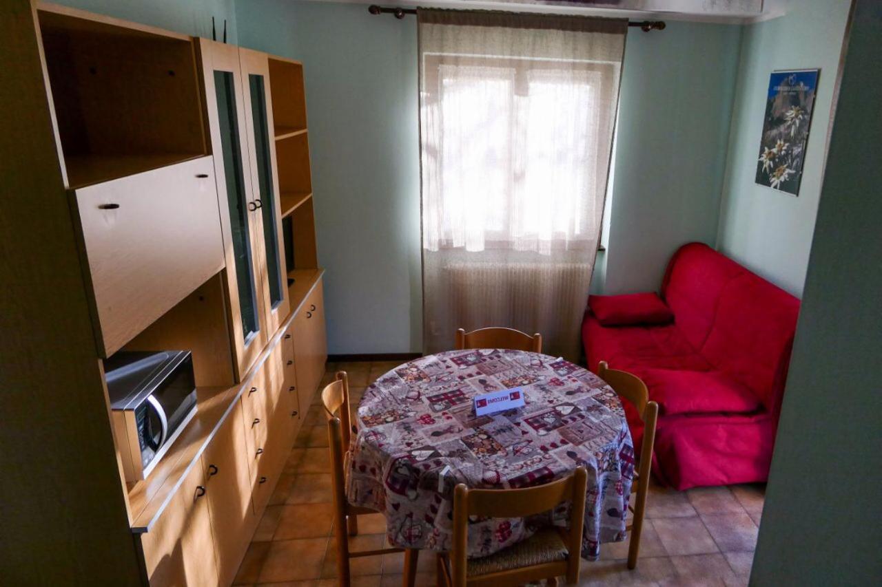Care Alto Apartman Carisolo Kültér fotó